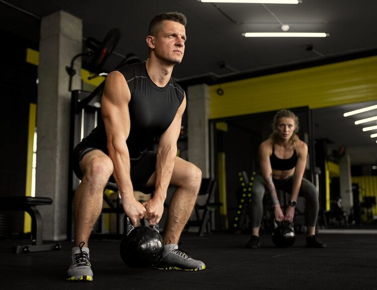 SARMy a sterydy anaboliczne: Różnice, korzyści i potencjalne ryzyko