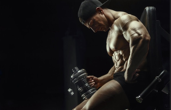 Symex dawkowanie: ile, kiedy i jak długo? Przewodnik dla osób trenujących na siłowni