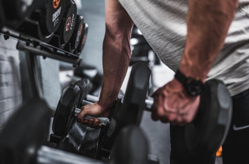 Kabergolina dawkowanie kulturystyka – jak działa Cabaser i kiedy warto go stosować?